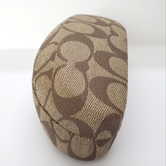 Coach Tan Brown Hard Eyeglasses Case With Matching Glass Cleaner Towel - Picture 4 of 6